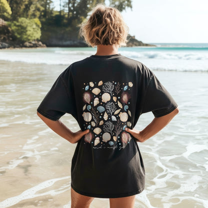 "The Ocean Is Calling" Seashell Tee – Two-Sided Coastal Design - T-Shirt/Hoodie