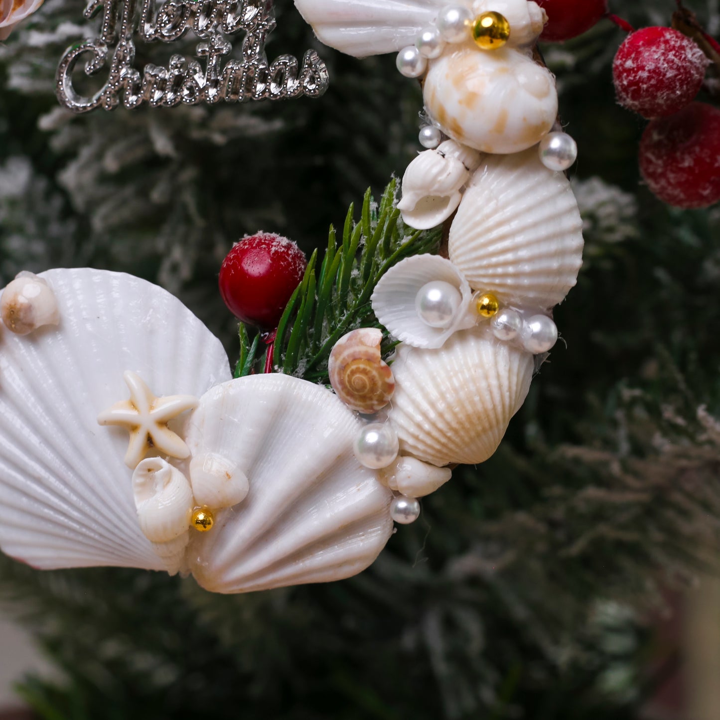 Seashell Christmas Wreath Ornament