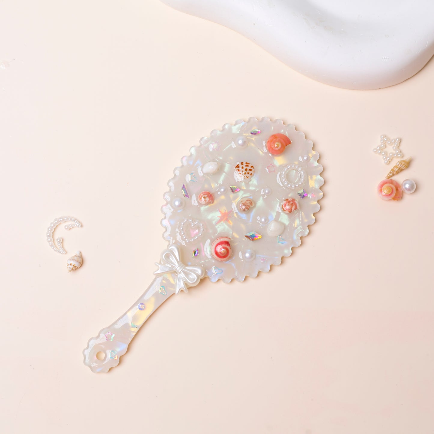 Mini Seashell Handheld Mirror