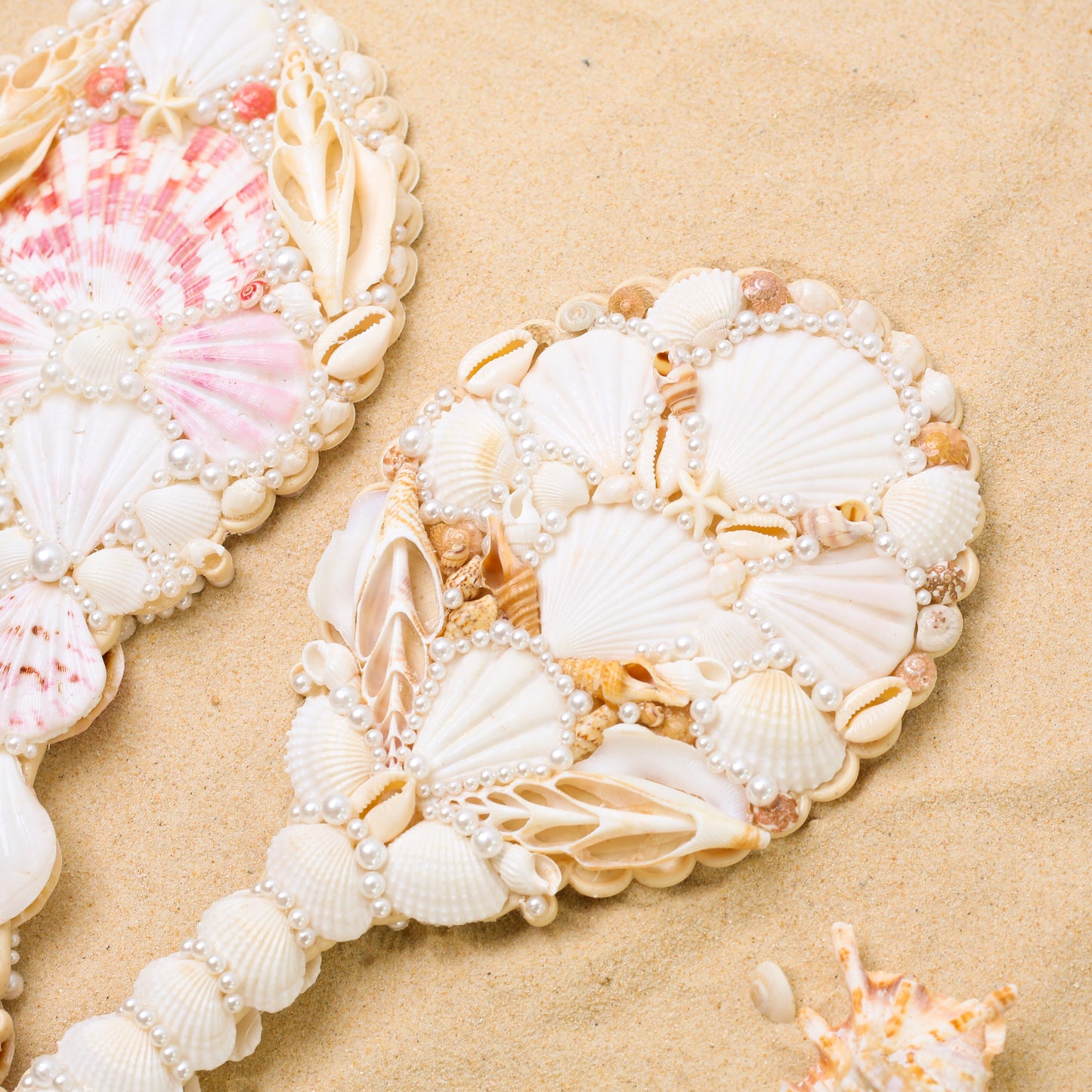 Seashell Handle Mirror