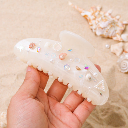 Coastal Charm Seashell Hair Claw