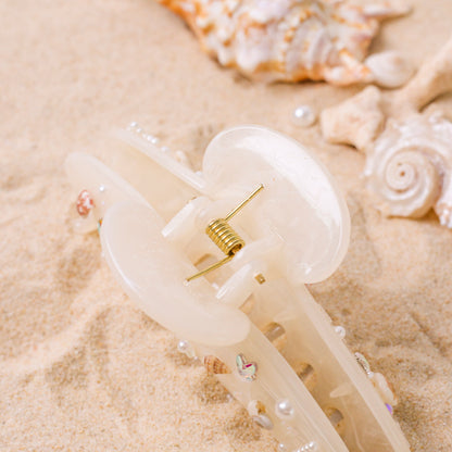 Coastal Charm Seashell Hair Claw
