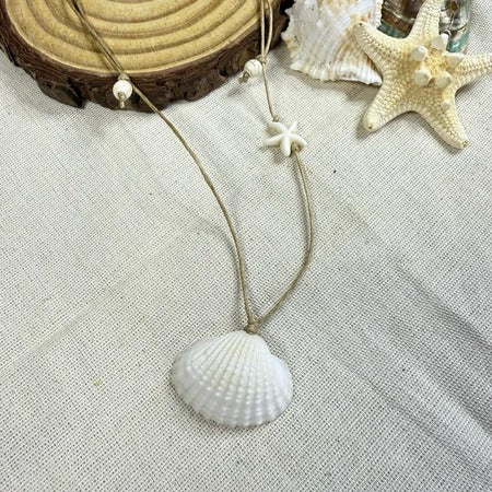 Handmade Natural Seashell Pendant Necklace – Adjustable Cord