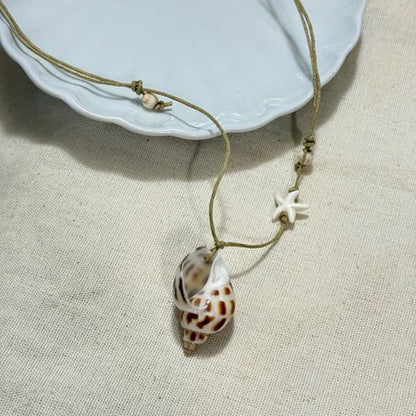 Handmade Natural Seashell Pendant Necklace – Adjustable Cord